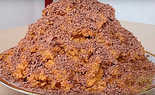 Торт «Муравейник» из печенья․