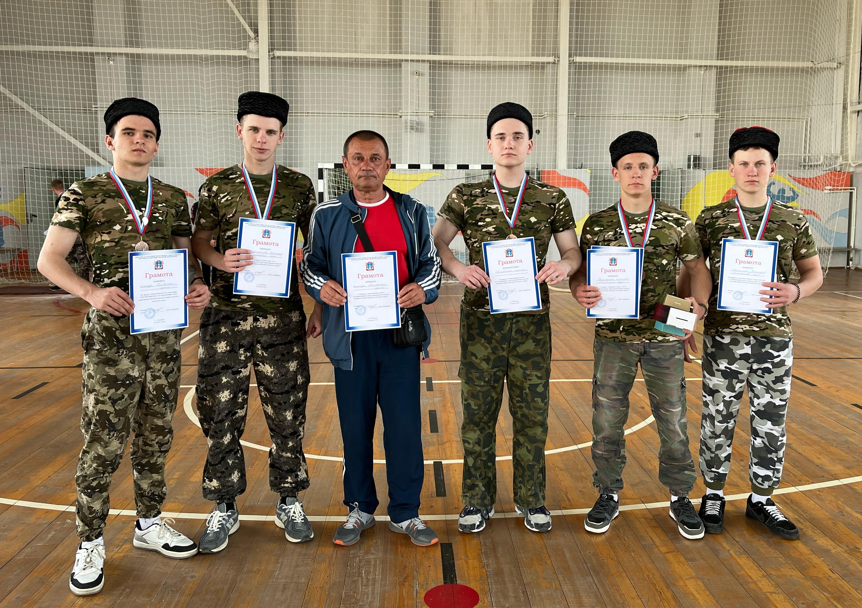 Юные казаки из Обливского района в числе лучших в Верхне-Донском округе