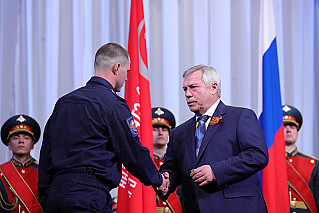 Участники спецоперации отмечены новой медалью 