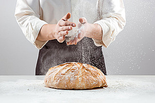 В Италии испекли хлеб из сверчковой муки