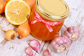 Лук, чеснок, мед и тыква: сезонные продукты для повышения иммунитета