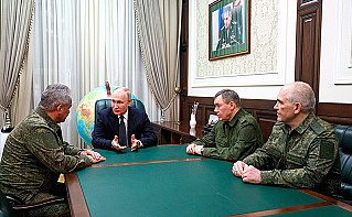 Президент посетил штаб ЮВО в Ростове-на-Дону