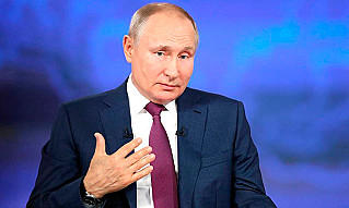 Большинство россиян уверены, что Владимиру Путину следует баллотироваться на новый срок
