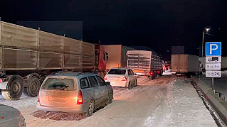 В Ростовской области открыли движение по ряду трасс, закрытых из-за снегопада