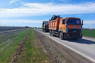 На Дону начались работы по реализации нацпроекта «Безопасные качественные дороги»-2024